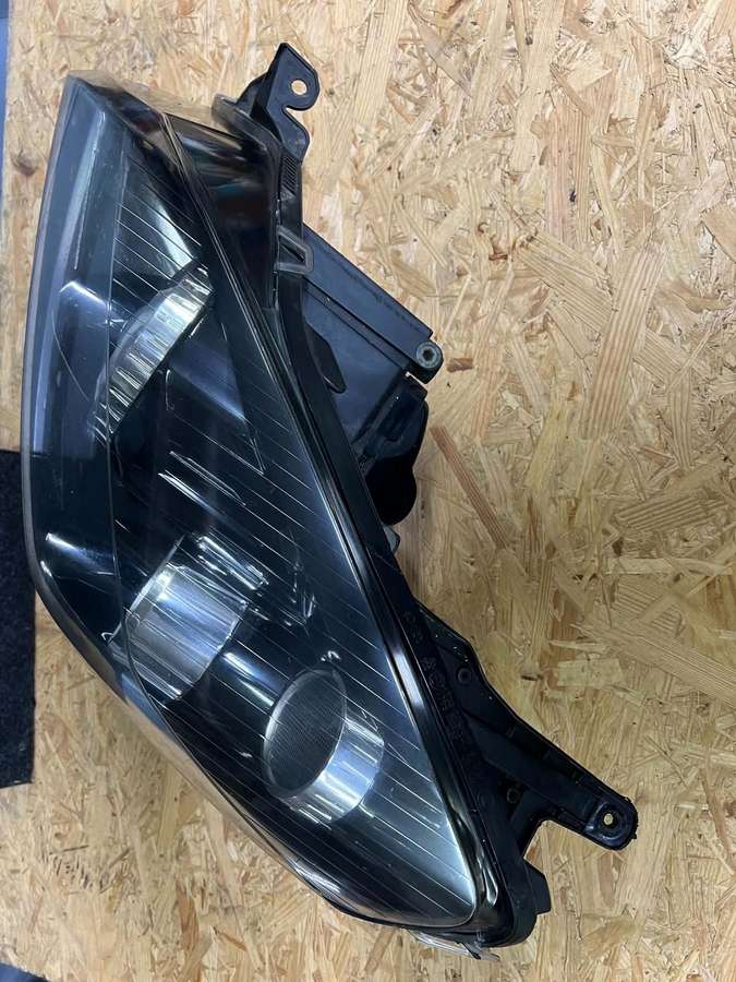 Opel Astra lights