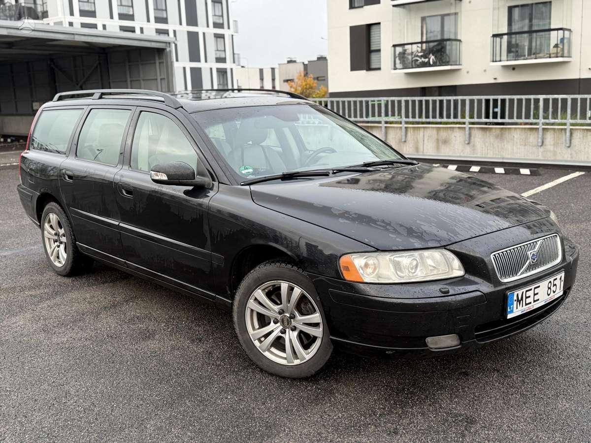 Volvo V70, 2.4 l., wagon