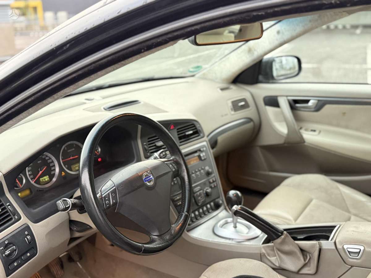 Volvo V70, 2.4 l., wagon