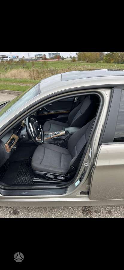 BMW 320, 2.0 l., wagon