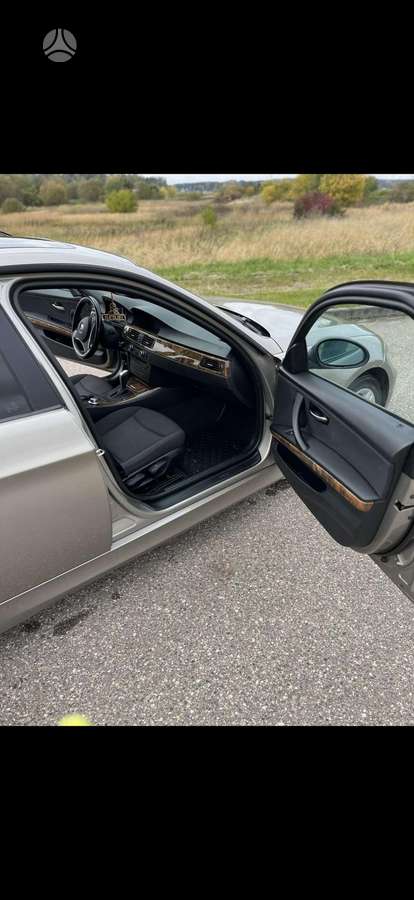 BMW 320, 2.0 l., wagon