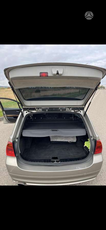 BMW 320, 2.0 l., wagon