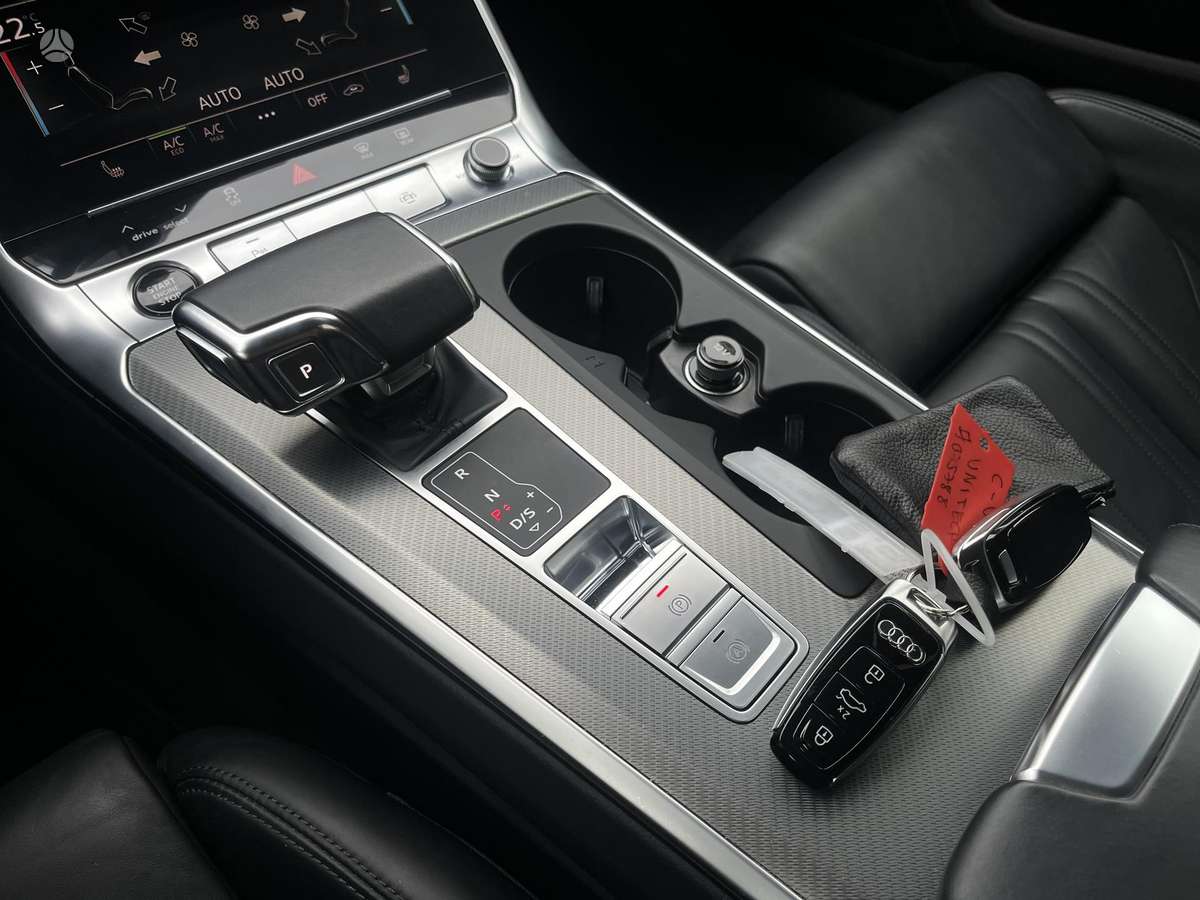 Audi A6, 3.0 l., wagon
