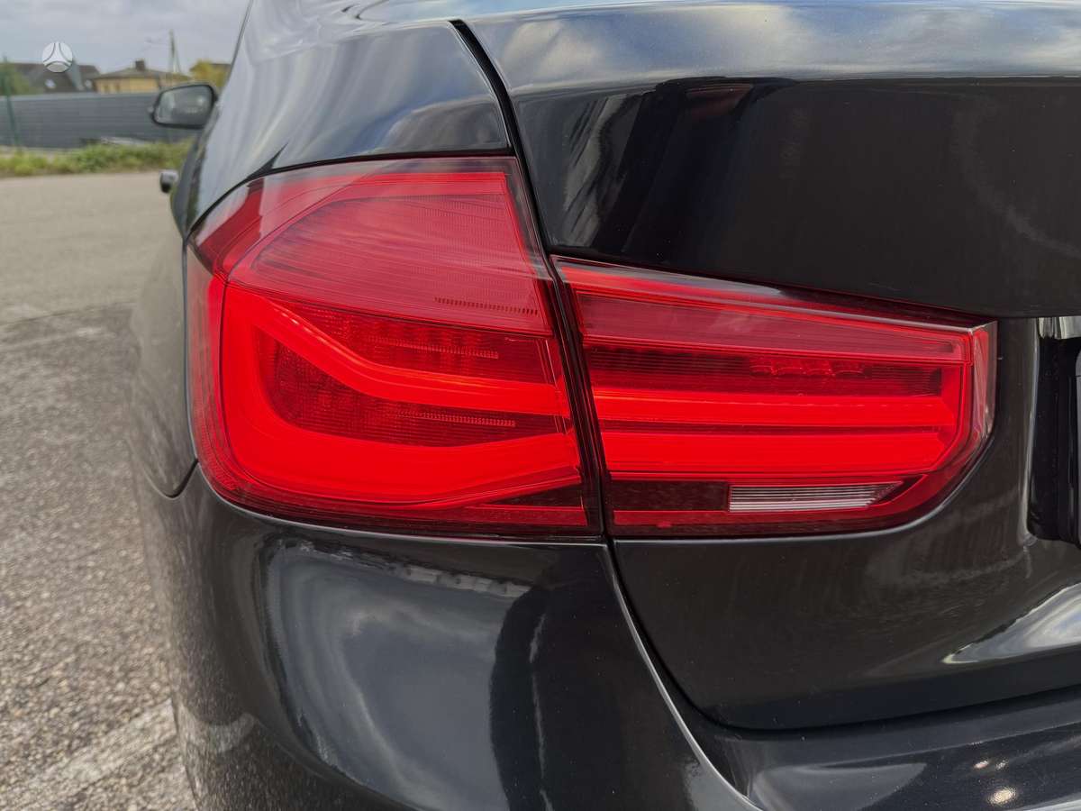 BMW 320, 2.0 l., Седан
