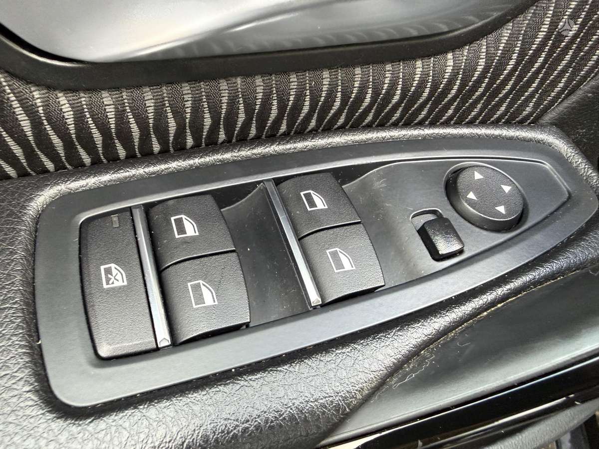 BMW 320, 2.0 l., Седан