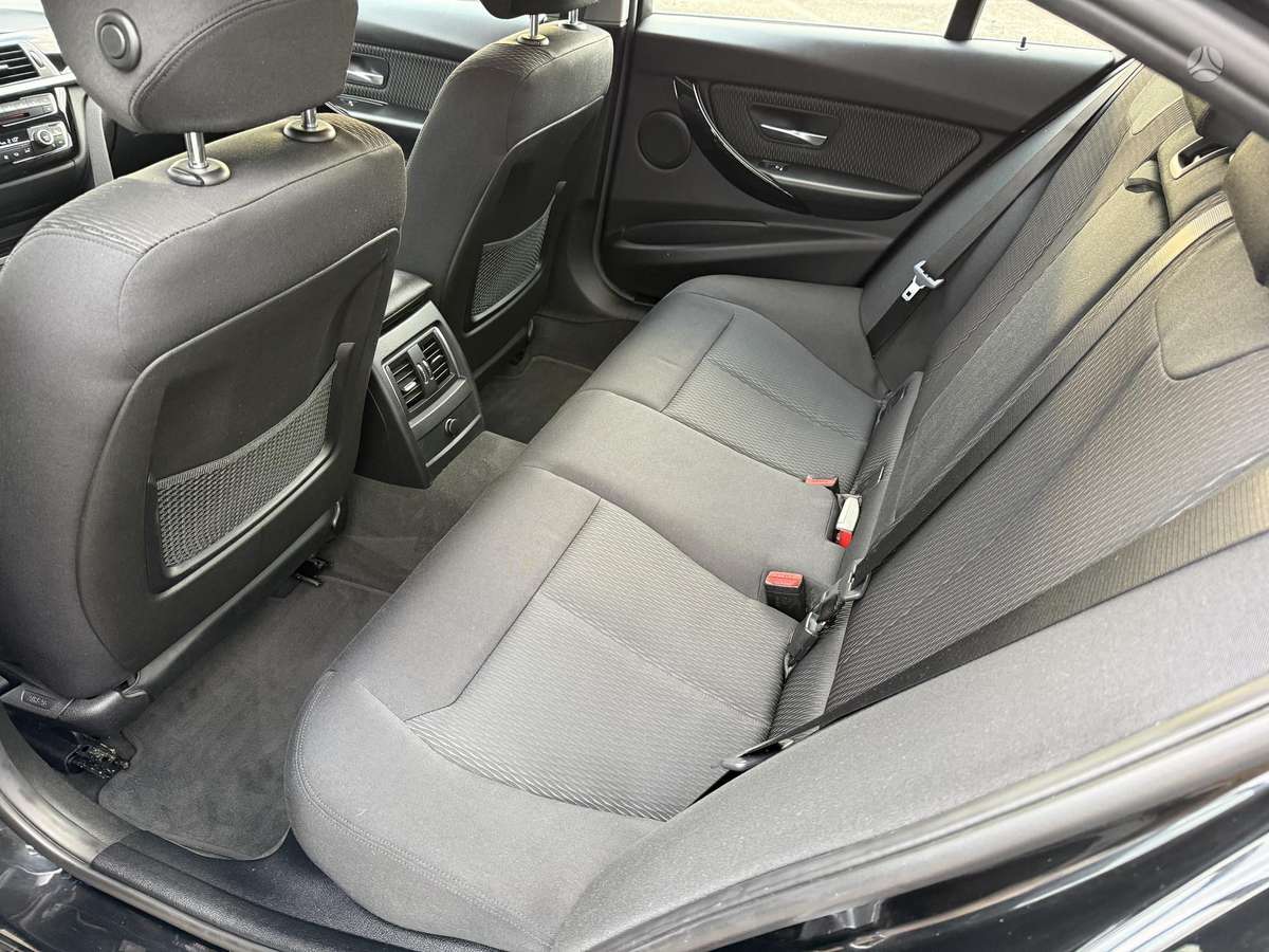 BMW 320, 2.0 l., Седан