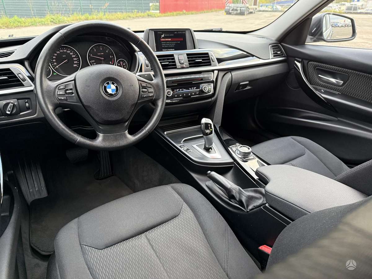 BMW 320, 2.0 l., Седан