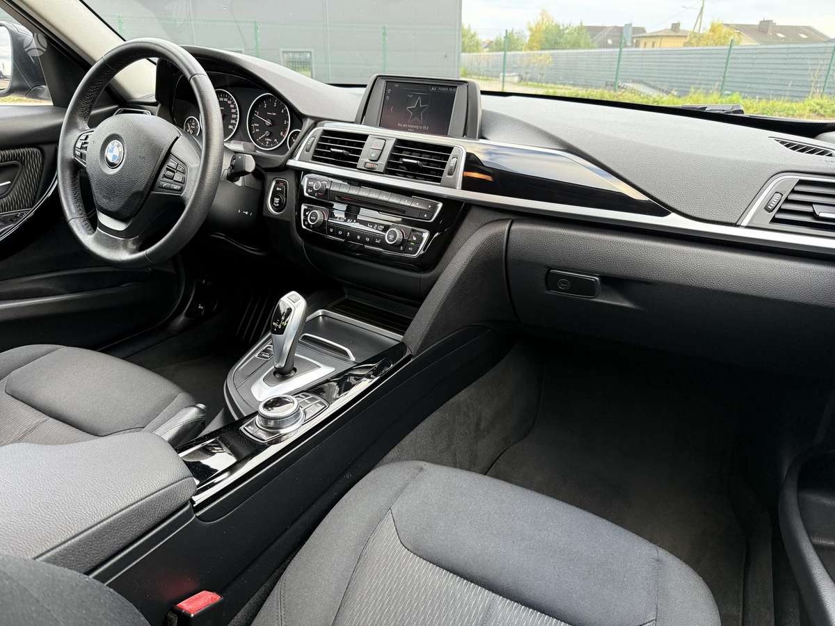 BMW 320, 2.0 l., sedanas
