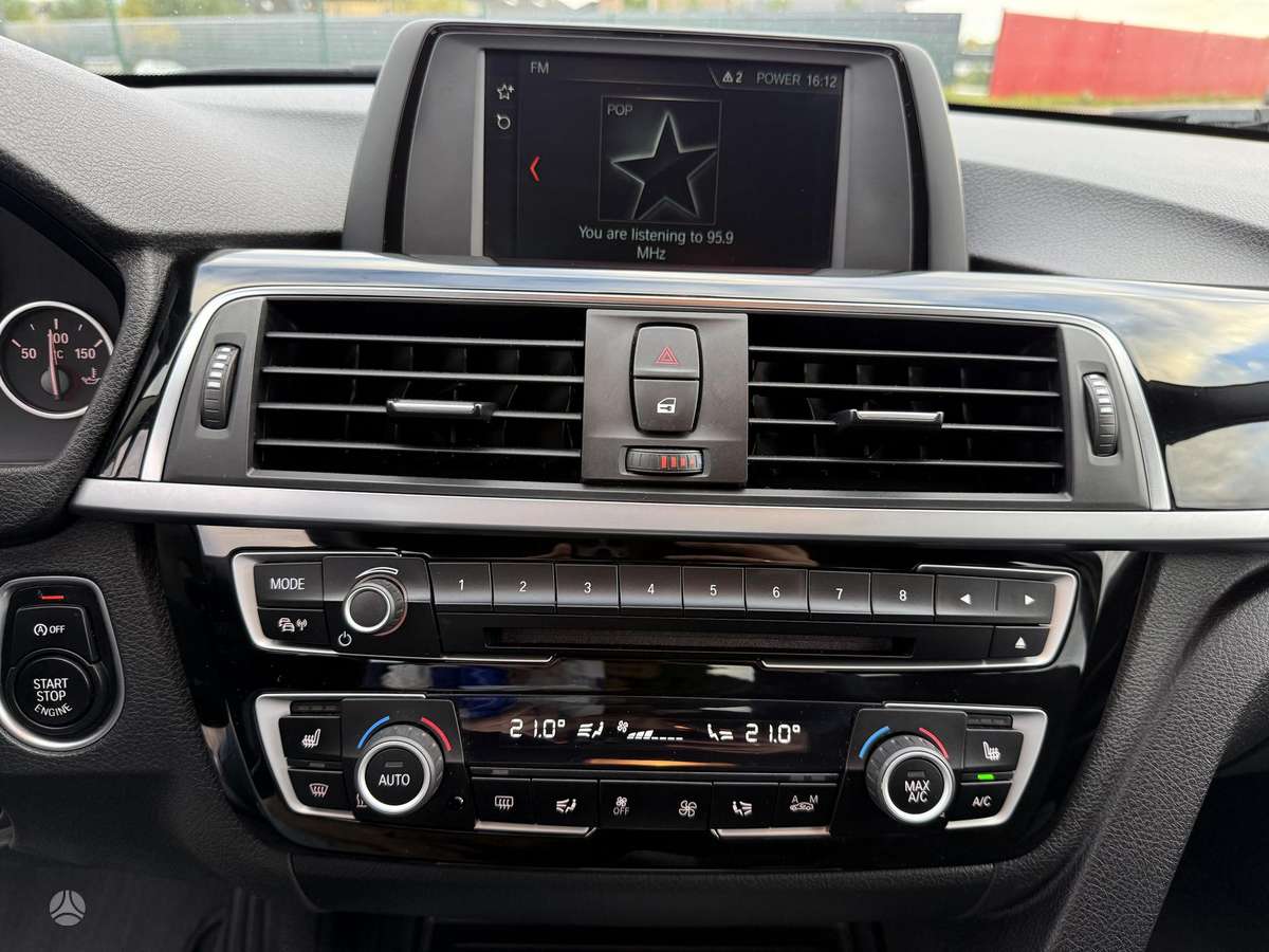 BMW 320, 2.0 l., Седан