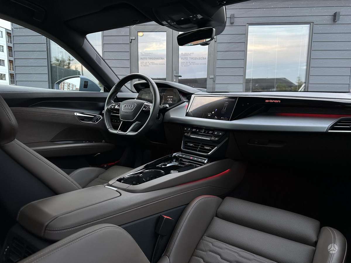 Audi e-tron GT, 93 кВт·ч, Хэтчбек