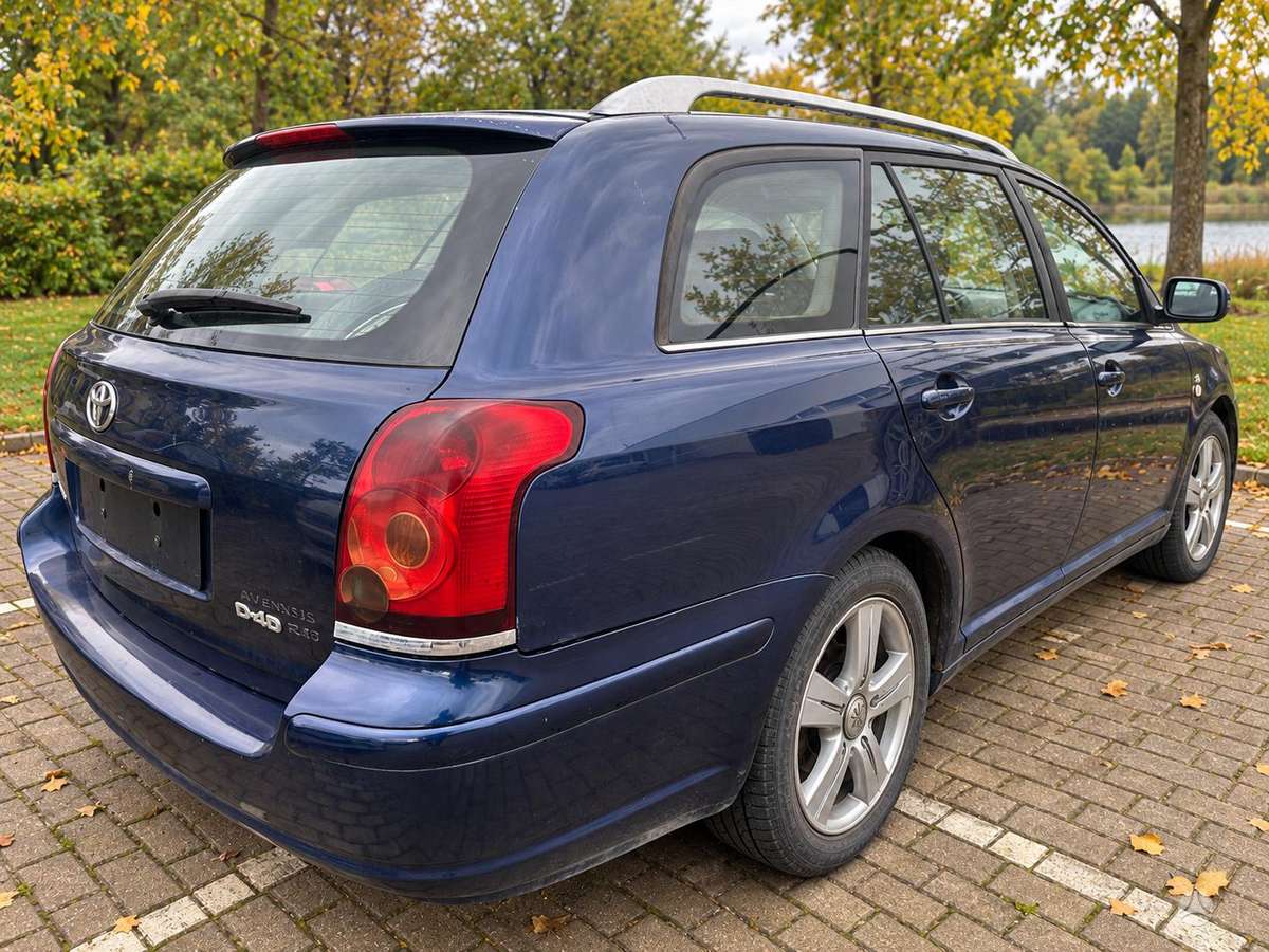 Toyota Avensis, 2.0 l., Универсал