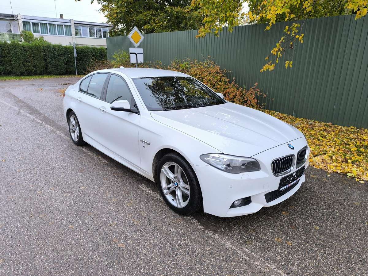 BMW 520, 2.0 l., Седан
