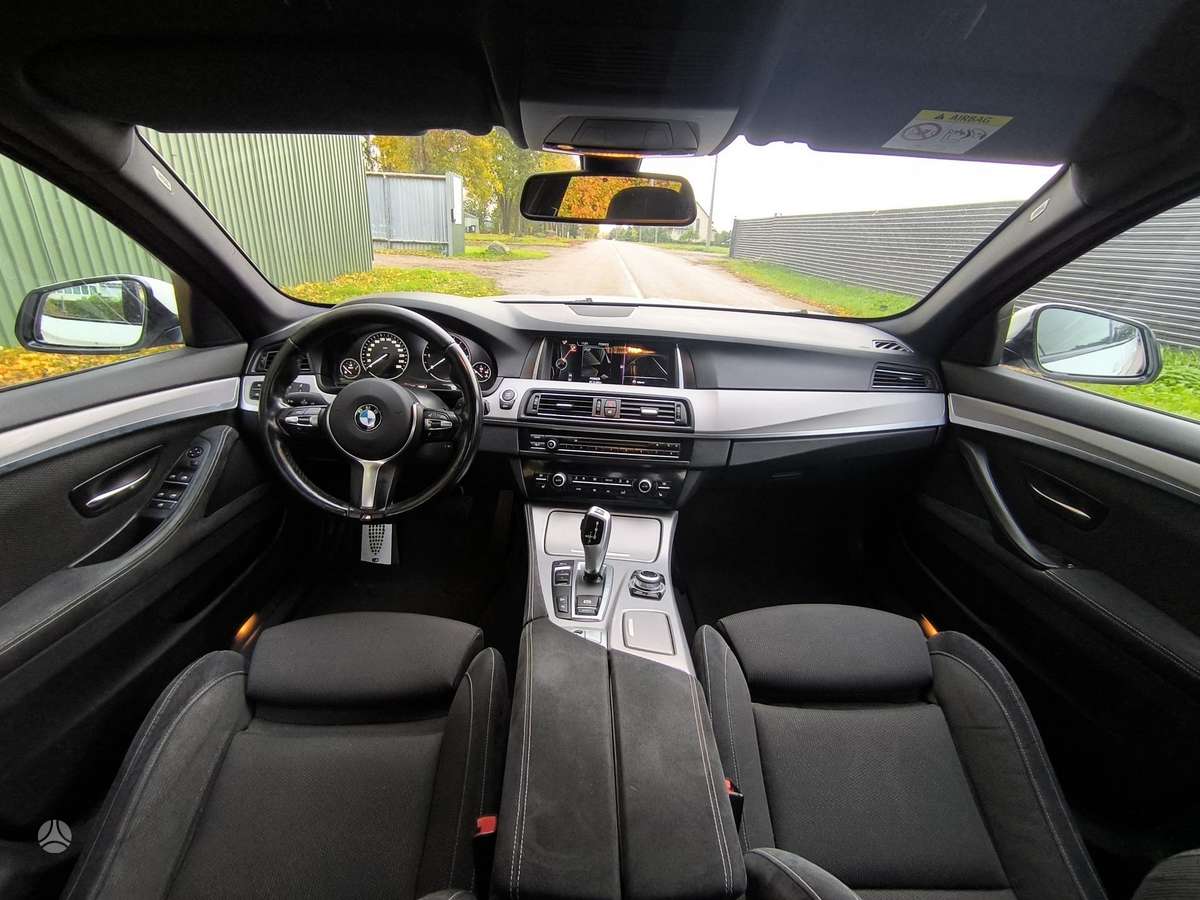 BMW 520, 2.0 l., Седан