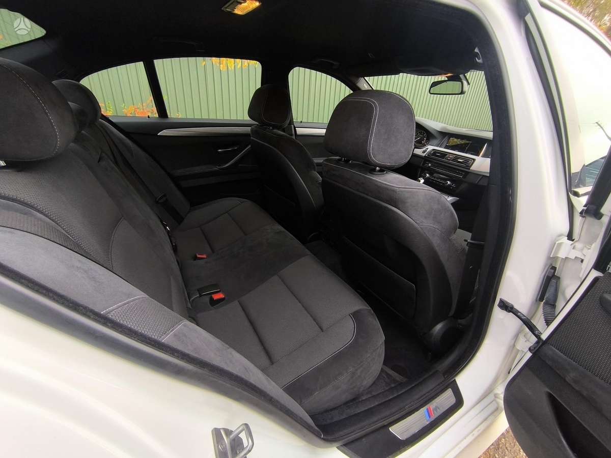 BMW 520, 2.0 l., Седан
