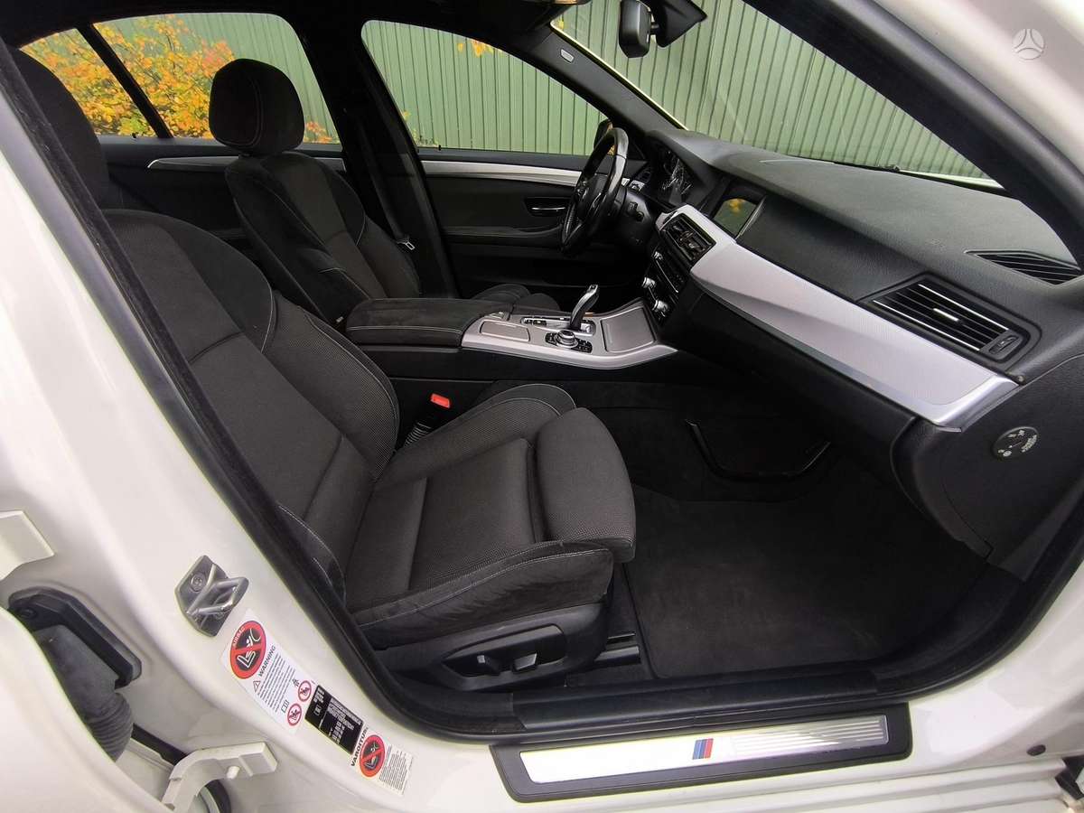BMW 520, 2.0 l., Седан