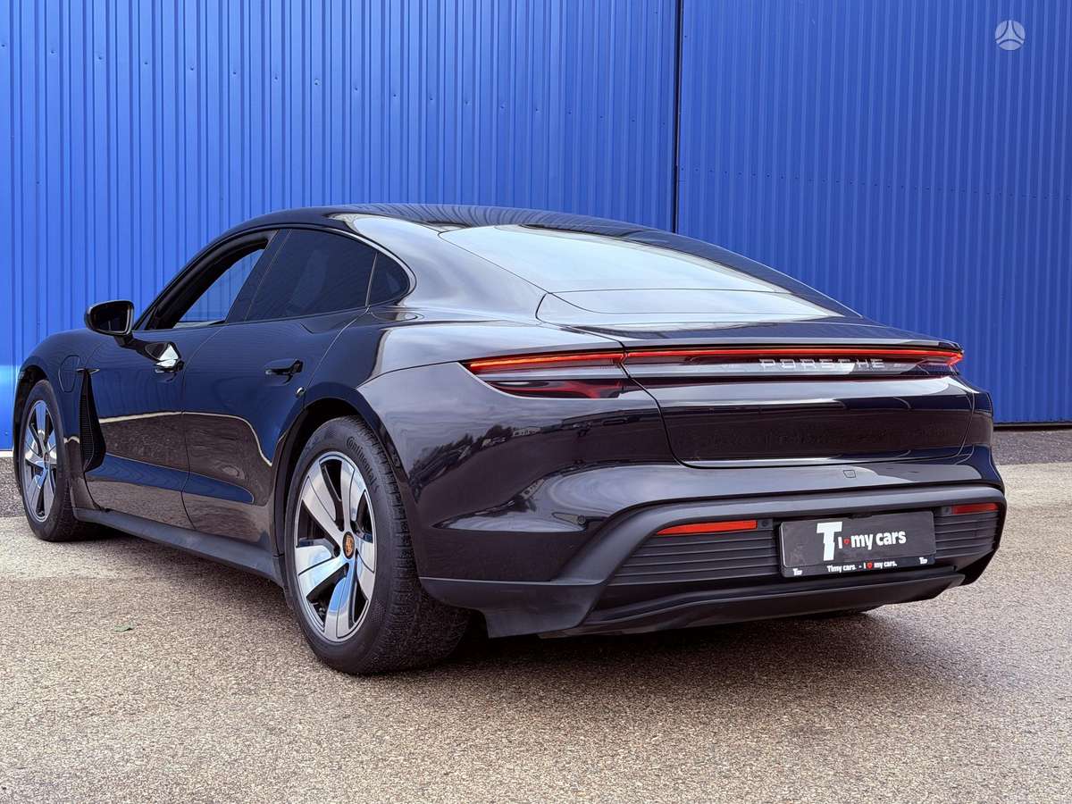 Porsche Taycan, Хэтчбек