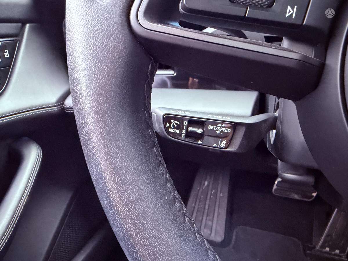 Porsche Taycan, Хэтчбек
