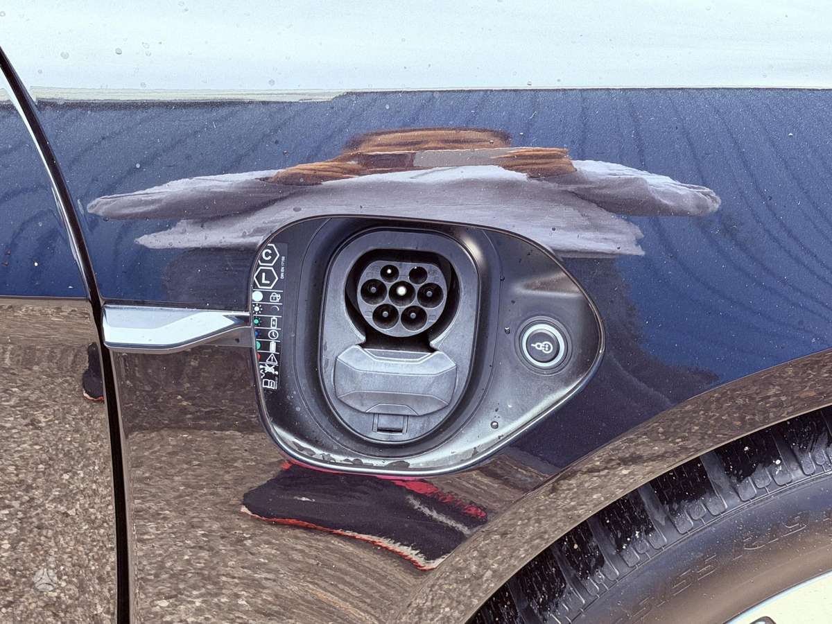 Porsche Taycan, hatchback