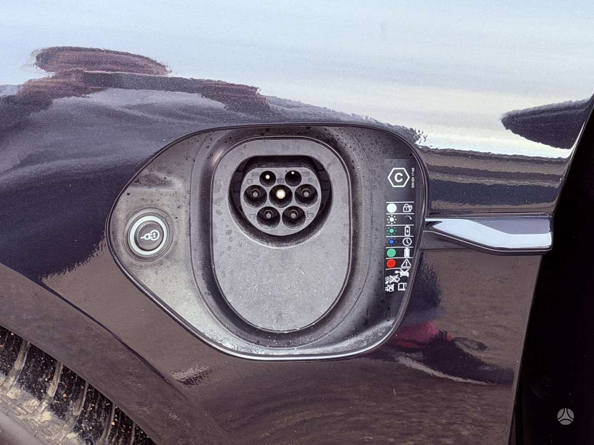 Porsche Taycan, Хэтчбек