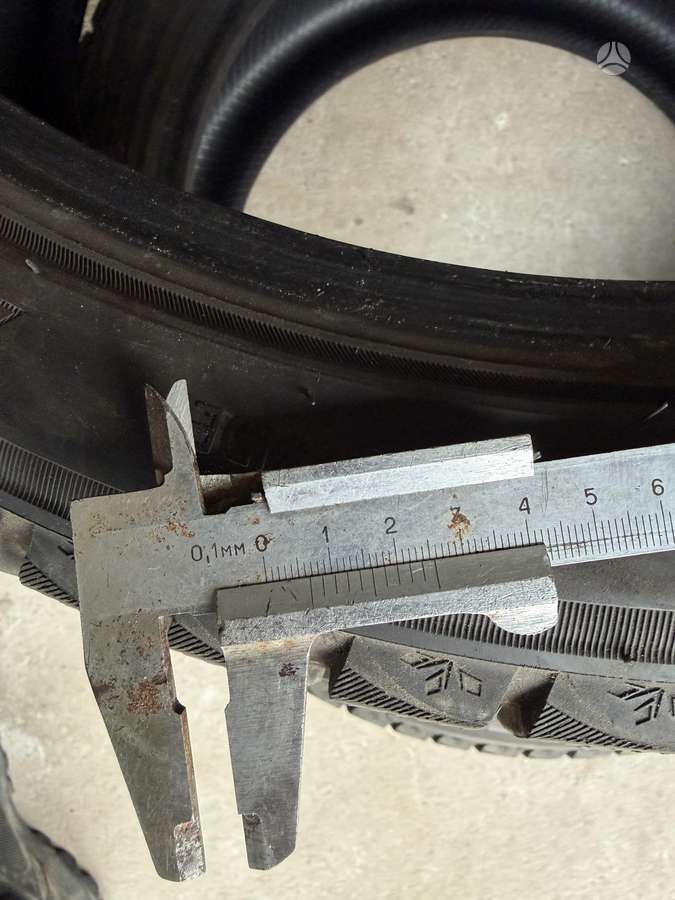 Triangle, vissezonas 245/40 R19