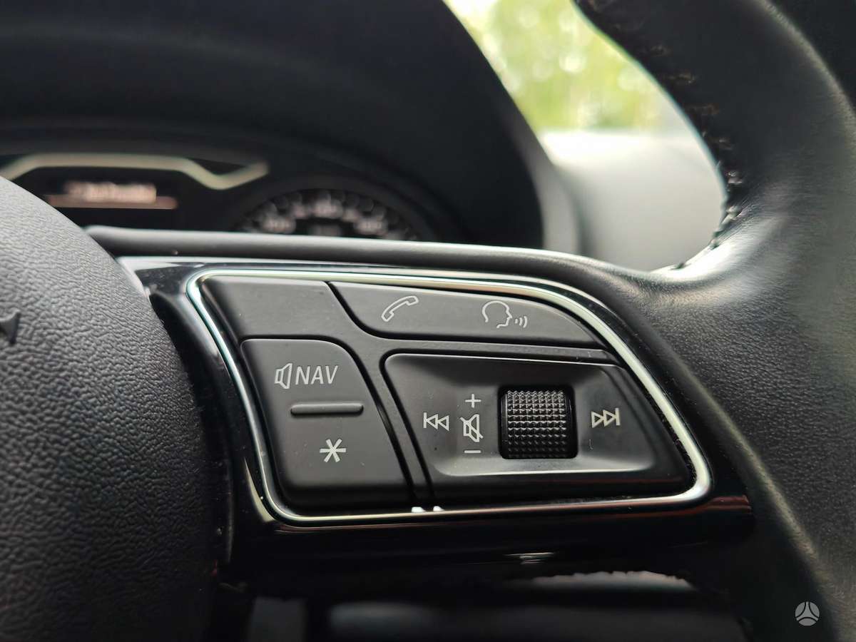 Audi A3, 1.0 l., Хэтчбек