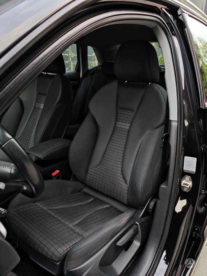 Audi A3, 1.0 l., Хэтчбек