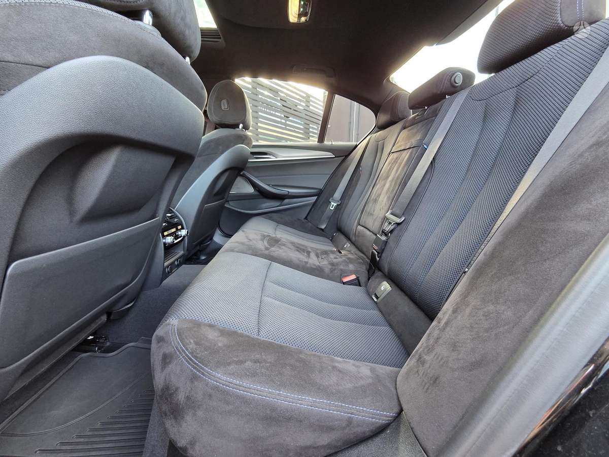 BMW M550, 4.4 l., Седан