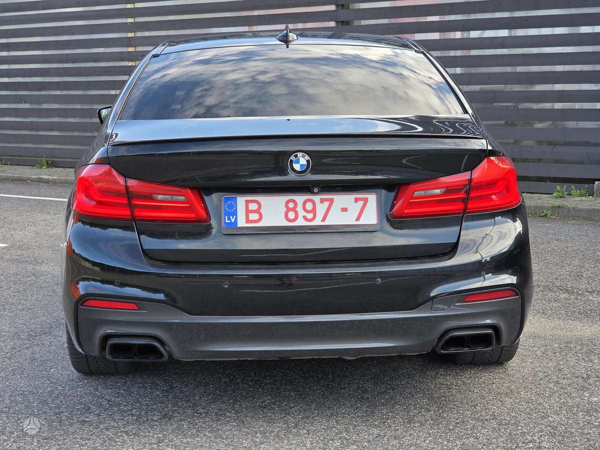 BMW M550, 4.4 l., Седан
