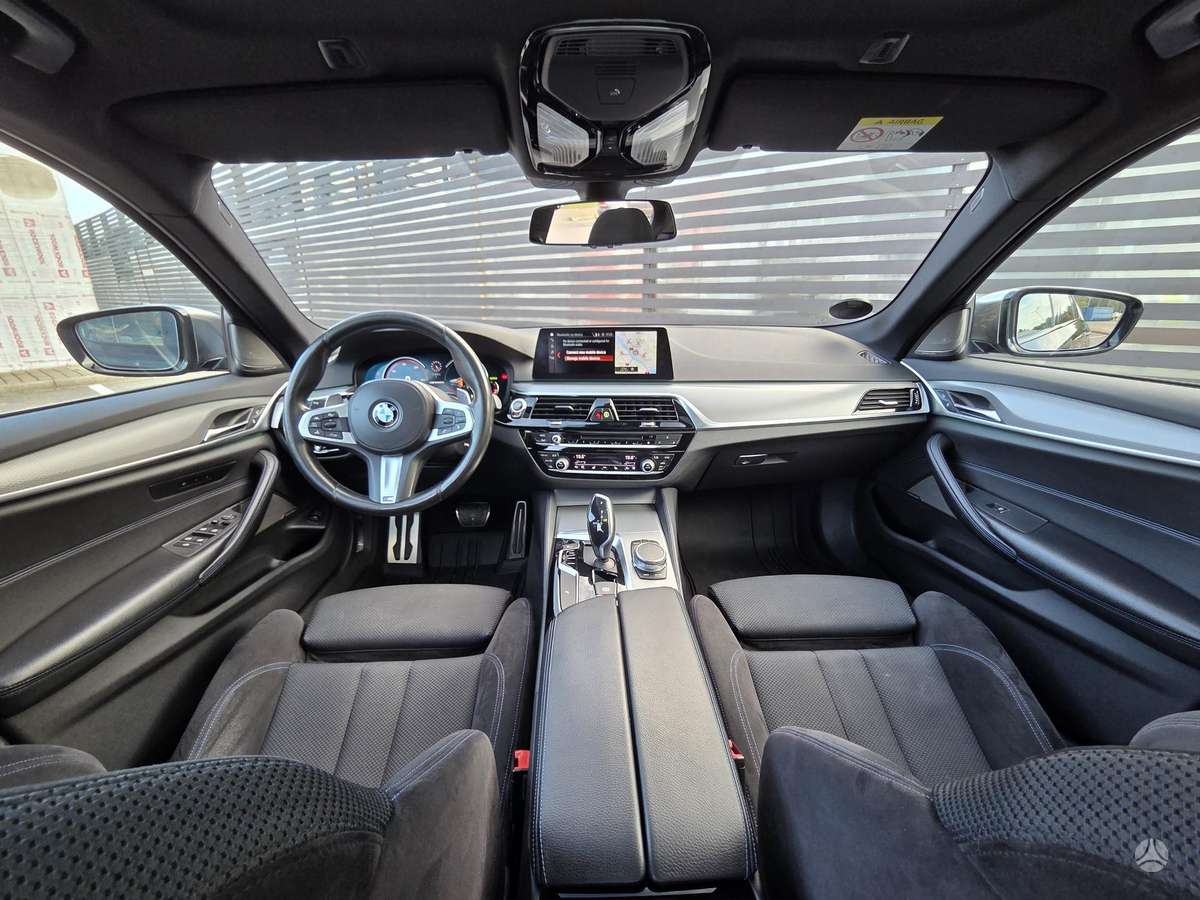 BMW M550, 4.4 l., Седан