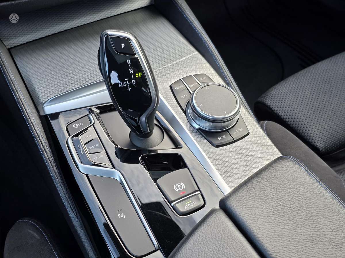 BMW M550, 4.4 l., Седан