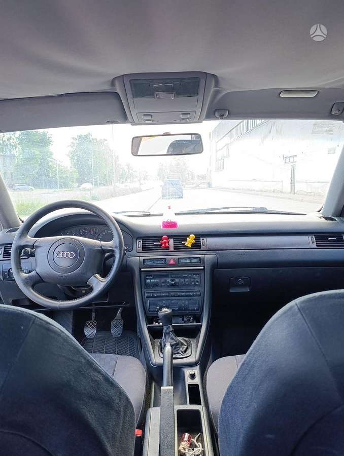 Audi A6, 1.8 l., Седан
