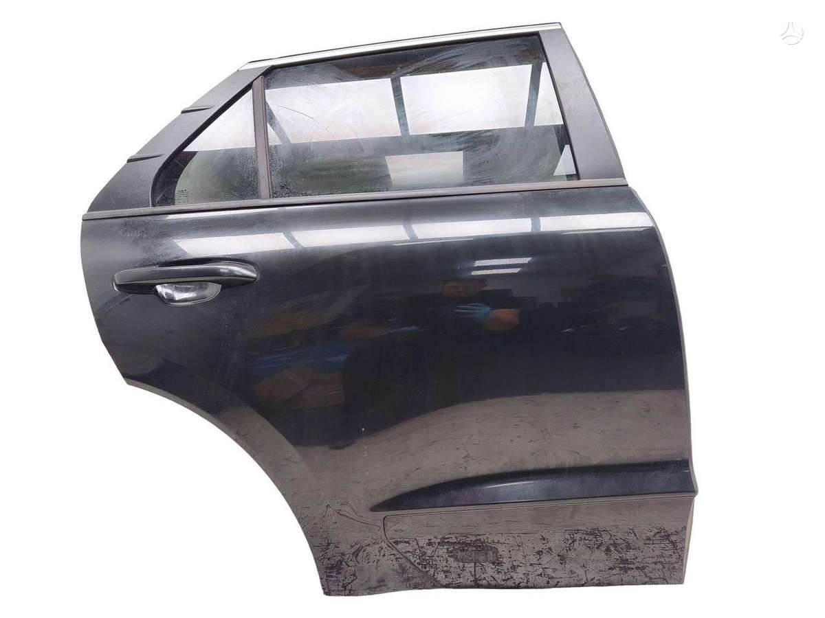Kia Niro doors