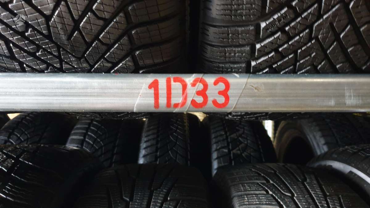 Bridgestone Blizzak LM005, winter 235/45 R18