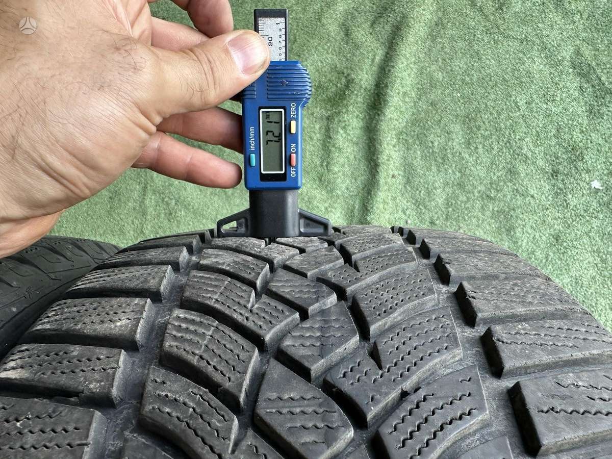Goodyear 7mm, 2020m, зимние 245/40 R18