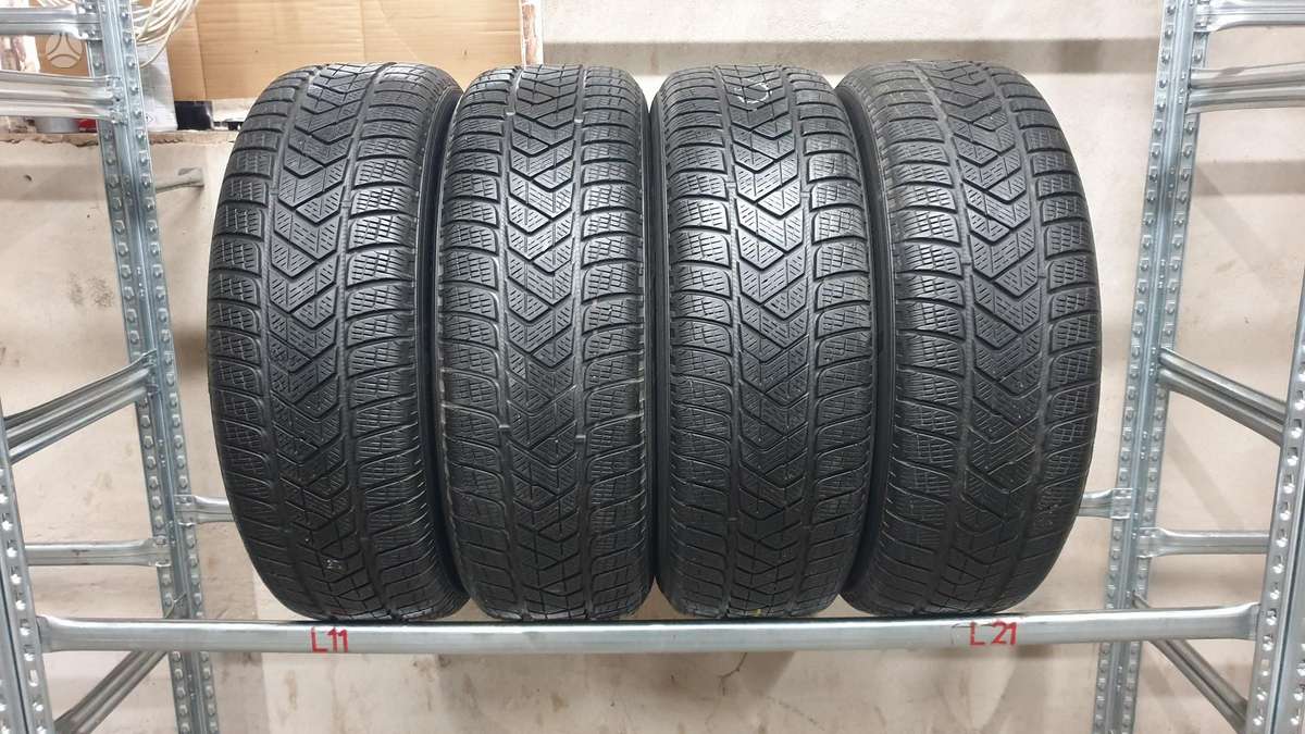 Pirelli SCORPION WINTER, зимние 215/65 R17