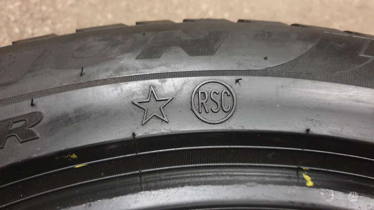 Pirelli ScorpionWinter, winter 275/45 R20