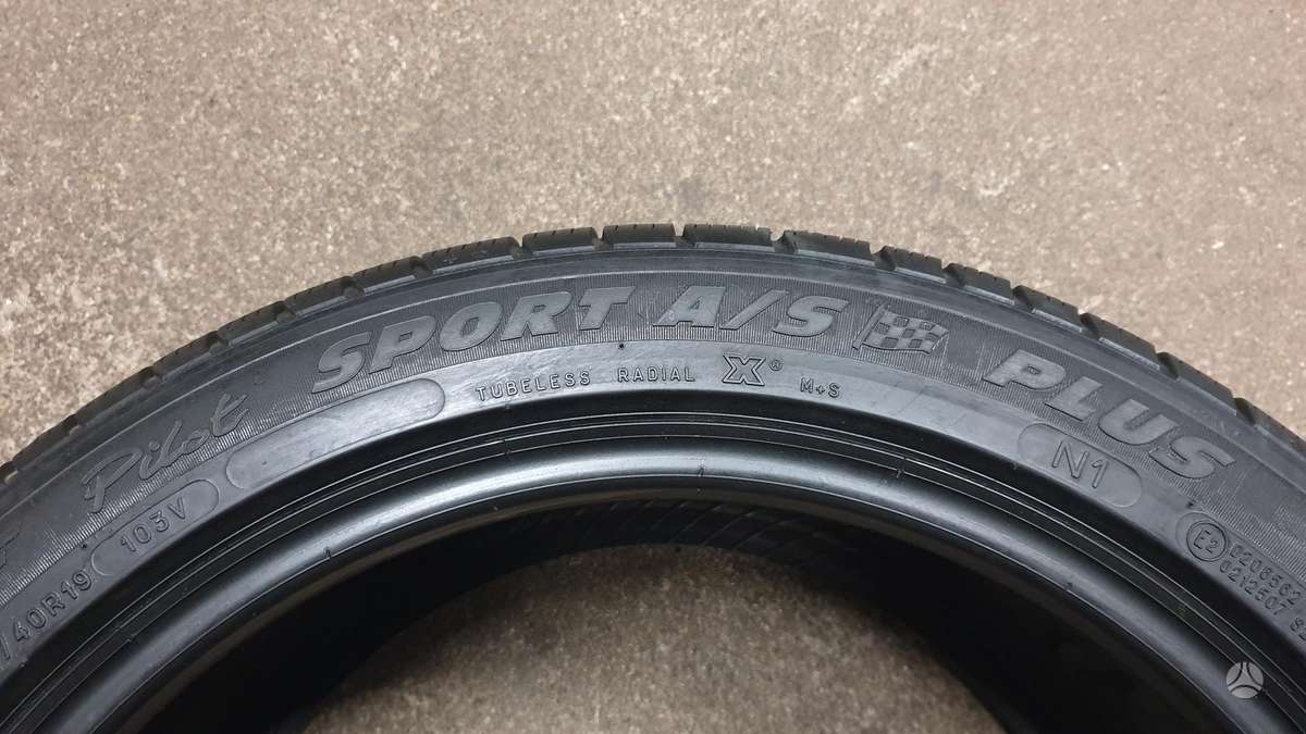 Michelin PilotSportA/SPlus, летние 285/40 R19