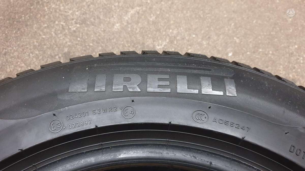 Pirelli Sottozero 3, winter 225/60 R17