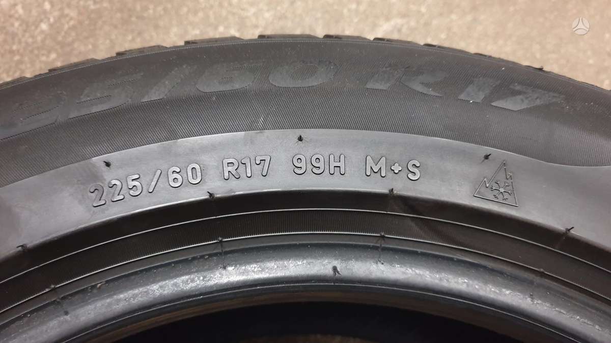 Pirelli Sottozero 3, winter 225/60 R17