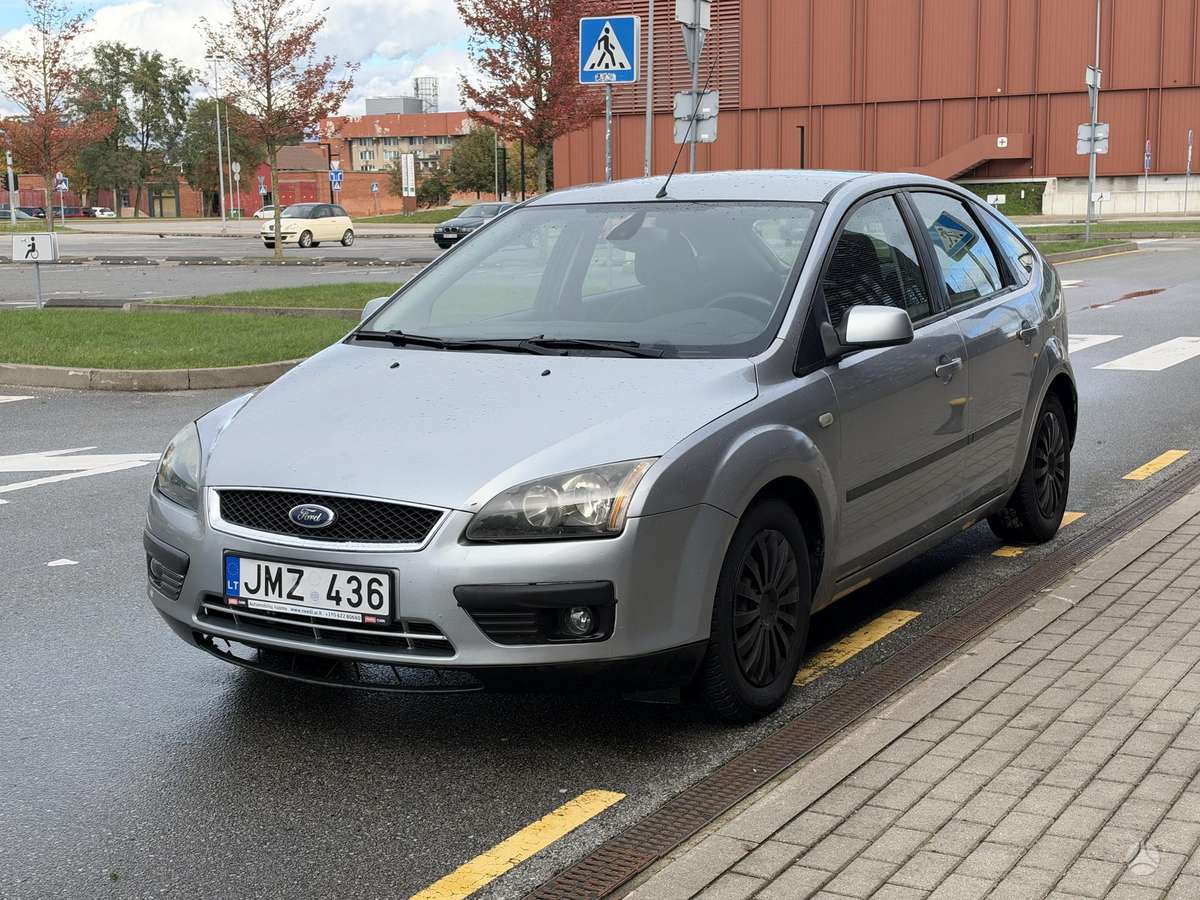 Ford Focus, hečbekas