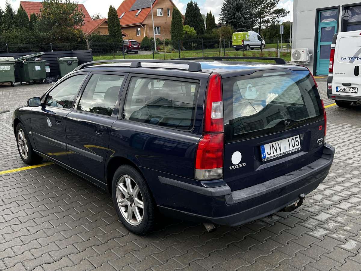 Volvo V70, 2.4 l., wagon