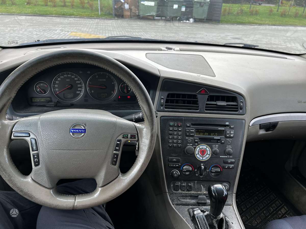 Volvo V70, 2.4 l., wagon
