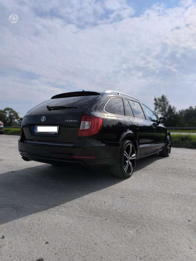 Skoda Superb, 2.0 l., Универсал