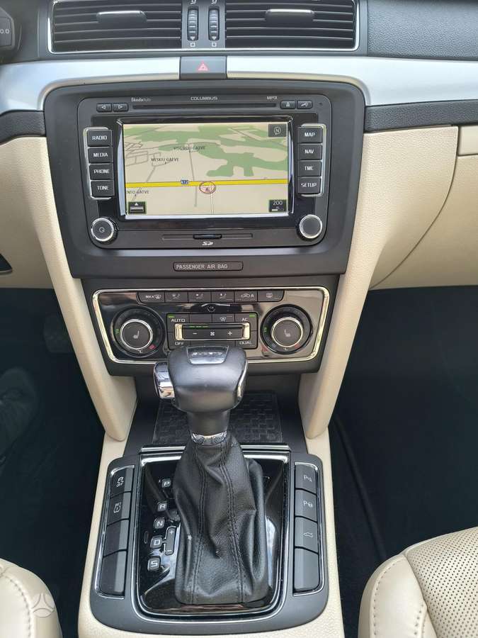 Skoda Superb, 2.0 l., Универсал