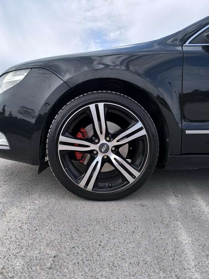 Skoda Superb, 2.0 l., Универсал