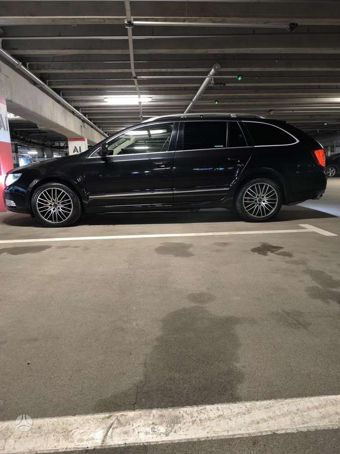 Skoda Superb, 2.0 l., Универсал