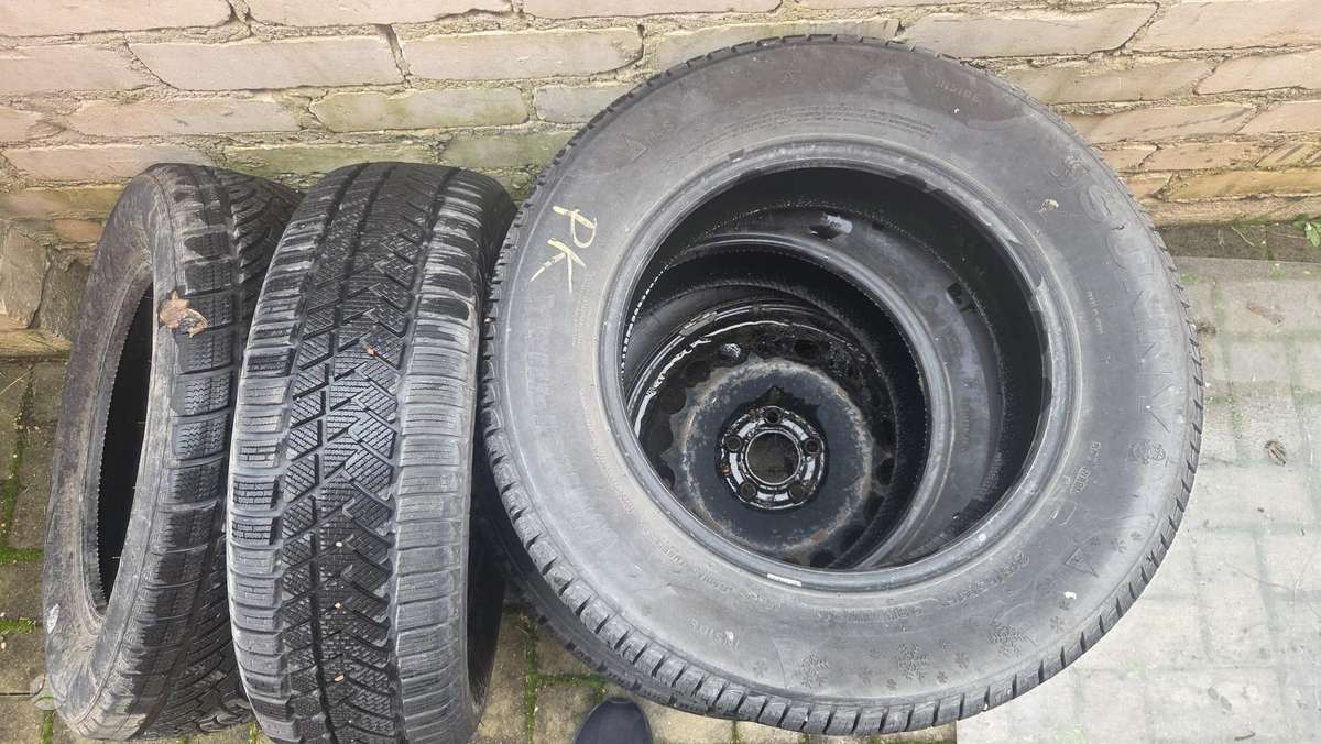 Sunny, зимние 215/65 R16