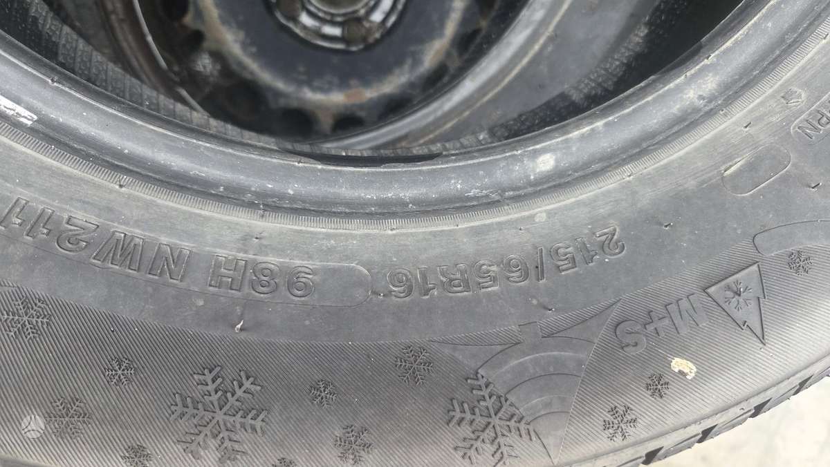 Sunny, зимние 215/65 R16