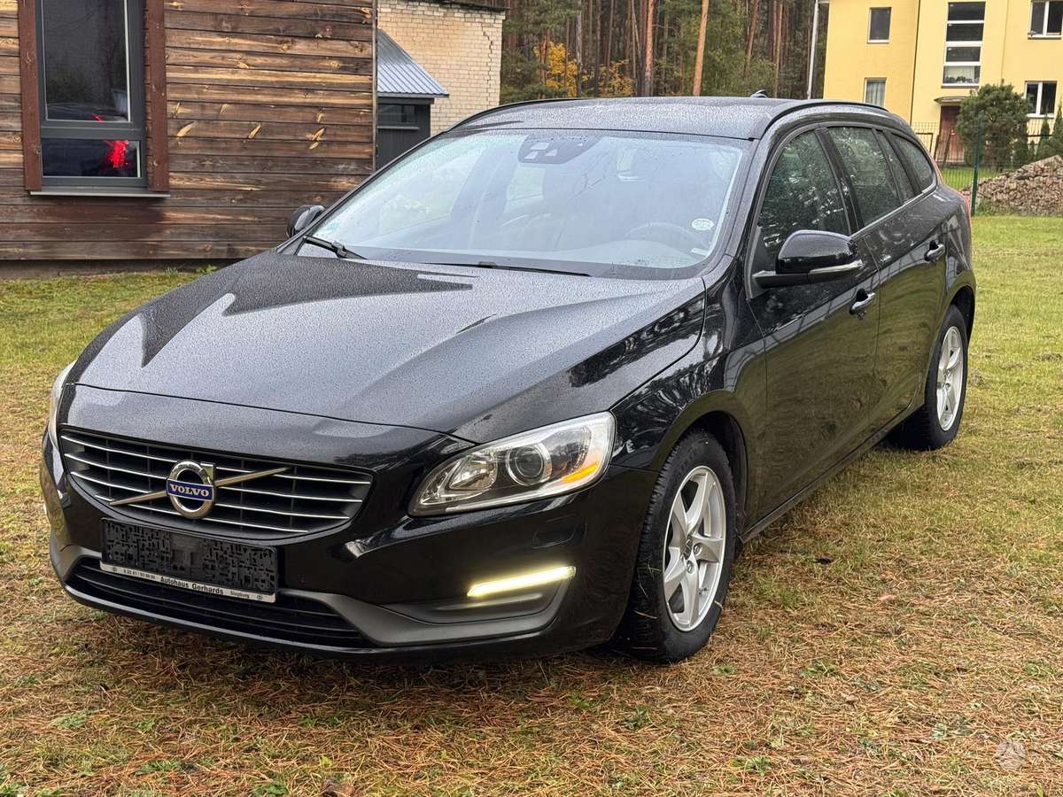 Volvo V60, 2.0 l., Хэтчбек