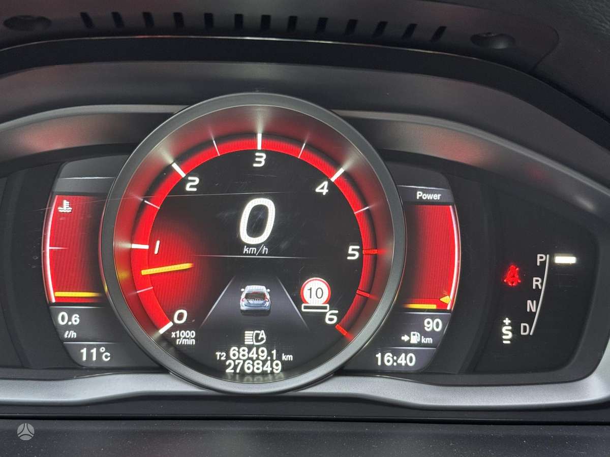 Volvo V60, 2.0 l., Хэтчбек